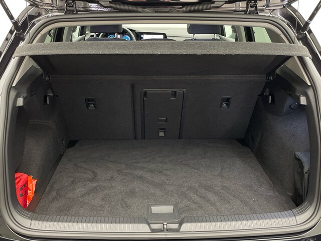 Volkswagen Golf 1.5 TSI Golf VIII Style