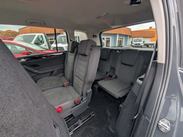 Volkswagen Touran 1.5 TSI ACT DSG Highline