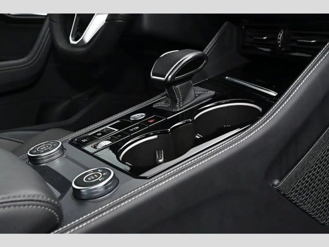 Volkswagen Touareg 4Motion DSG R-Line