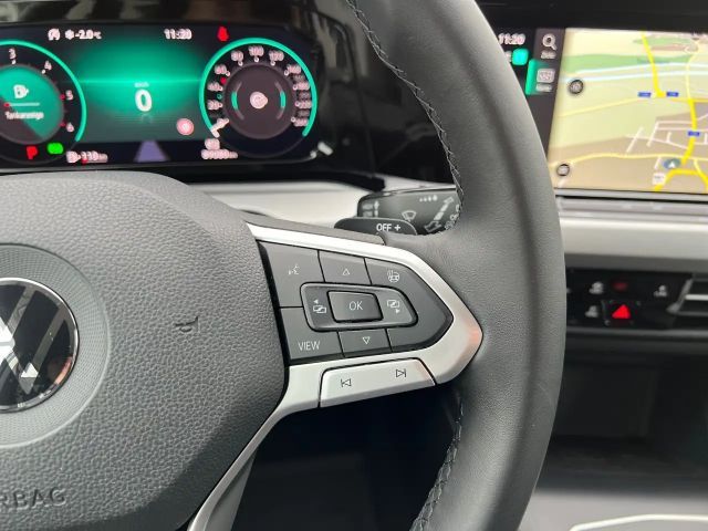 Volkswagen Golf DSG Life Variant