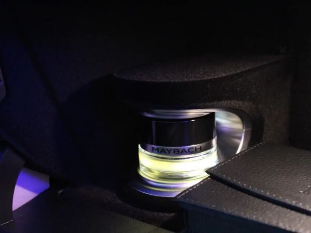 Mercedes-Benz E 200 AMG Line Coupé Designo