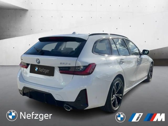 BMW 330 330e M-Sport Touring xDrive