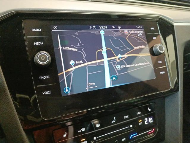 Volkswagen Passat 2.0 TDI Business DSG R-Line