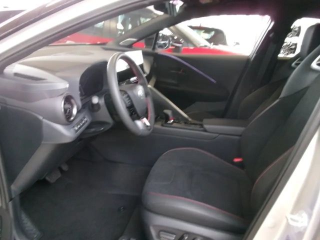 Toyota C-HR GR Plug-in