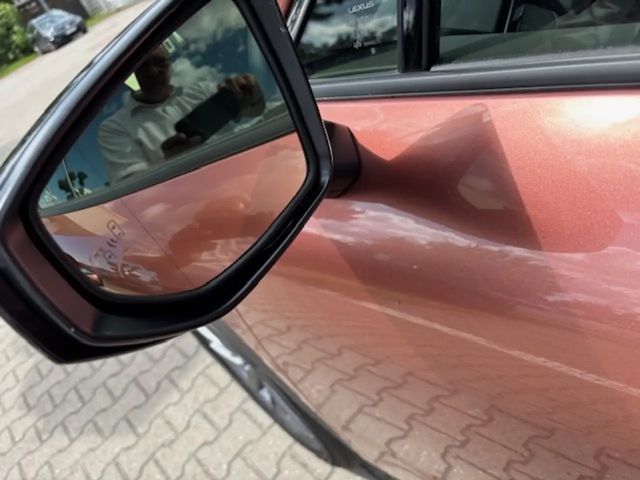 Lexus LBX 1,5 Hybrid Automatik FWD 5Trg. mit Komfort Paket