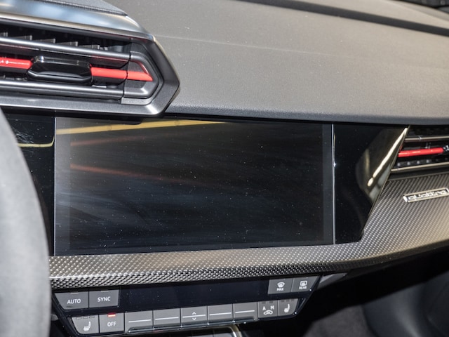 Audi RS3 Quattro S-Tronic Sedan