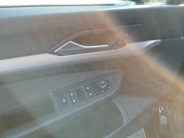 Volkswagen Golf Rabbit TSI