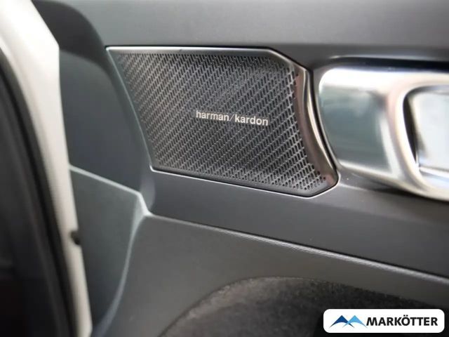 Volvo XC40 Dark Plus Recharge T5