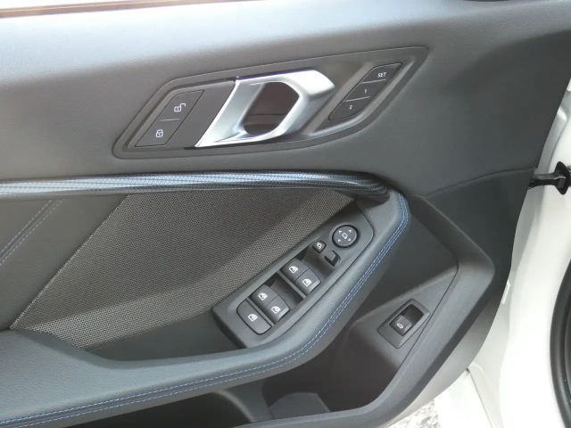 BMW 118 118d M-Sport Sedan