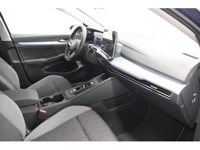 Volkswagen Golf 1.5 eTSI DSG Variant