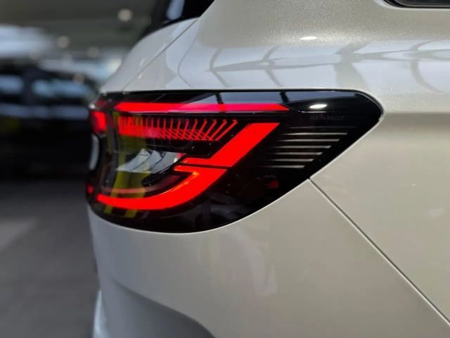 Renault Espace E-Tech Hybrid Iconic