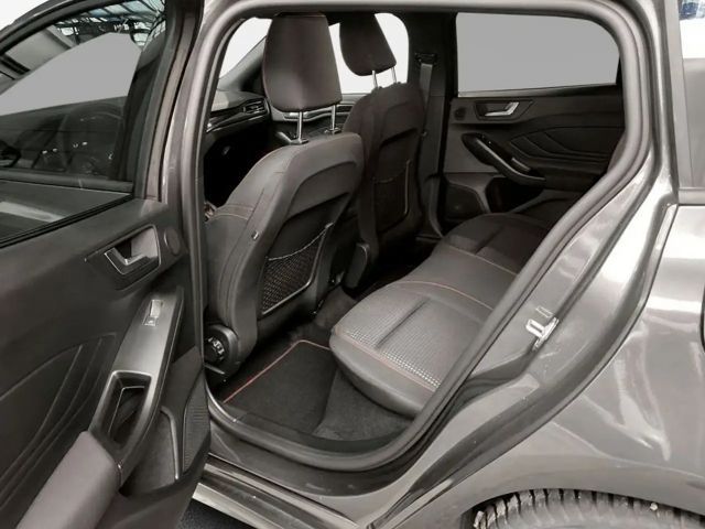 Ford Focus EcoBoost ST Line Wagon