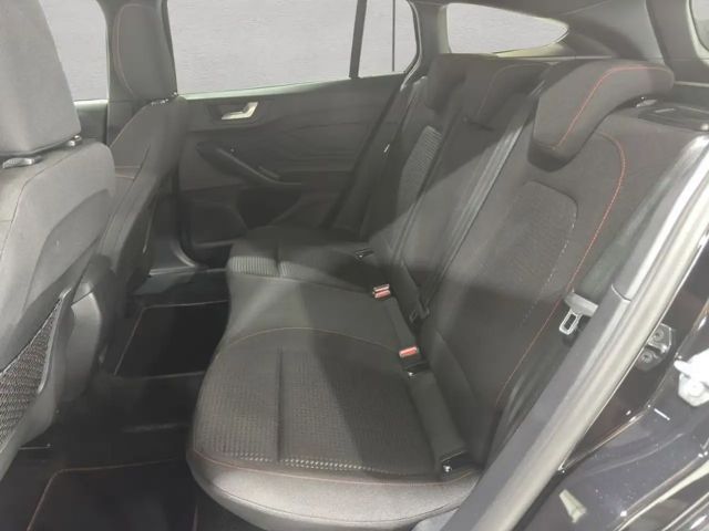 Ford Focus ST Line Wagon