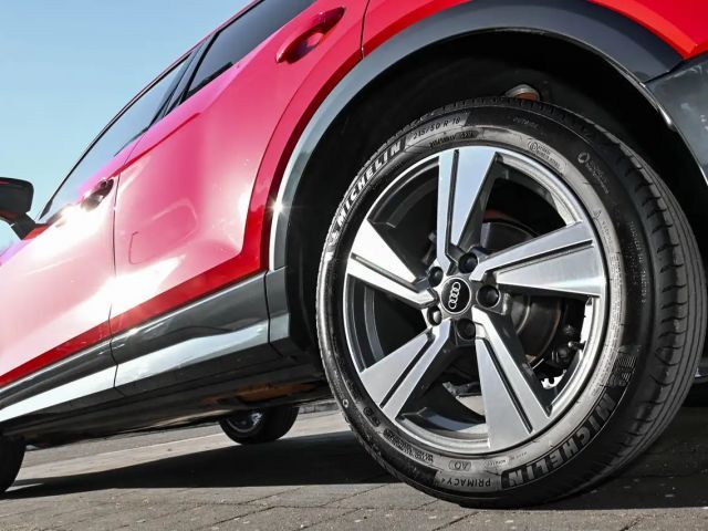 Audi Q2 35 TFSI S-Line