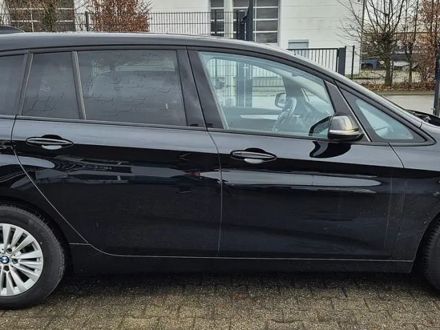 BMW 218 218 GT 7SITZER PANORAMA NAVI PDC SHZ R-KAMERA 1HD