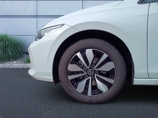 Volkswagen Golf 1.5 eTSI DSG