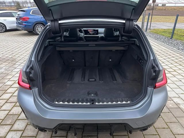 BMW 320 320d M-Sport Touring xDrive