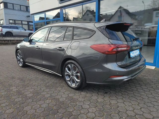 Ford Focus ST Line Wagon