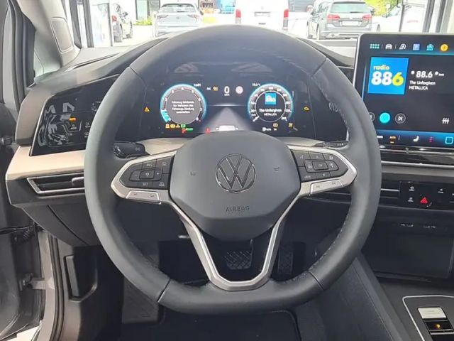 Volkswagen Golf DSG Life Variant