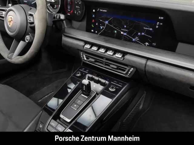 Porsche 992 Cabrio Carrera GTS