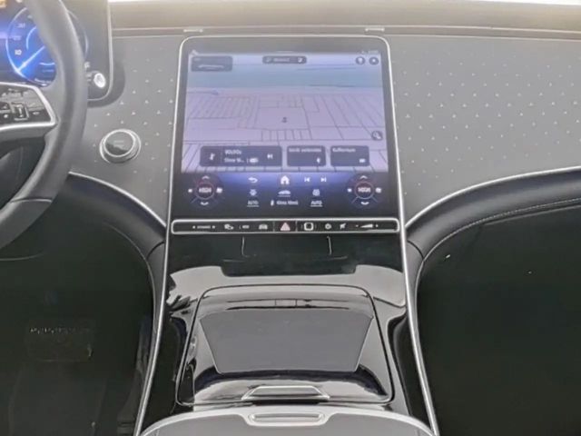 Mercedes-Benz EQE 300 Sedan