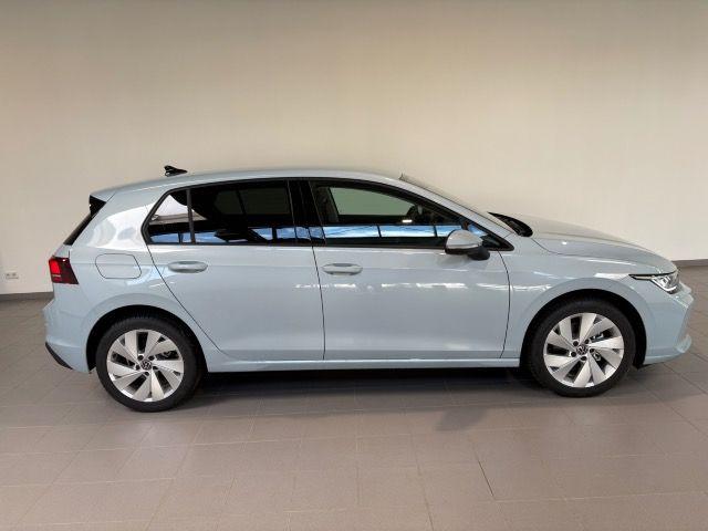 Volkswagen Golf 1.5 eTSI DSG Golf VIII Life