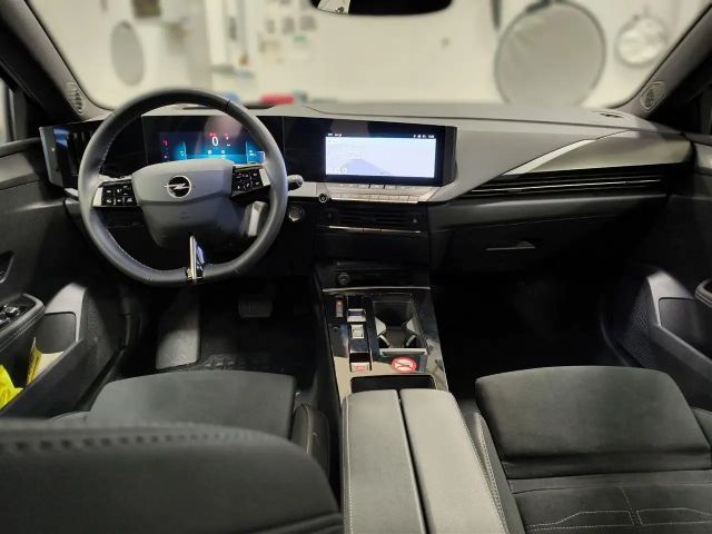 Opel Astra GS-Line Grand Sport