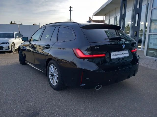 BMW 320 320d M-Sport Touring
