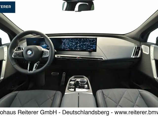 BMW iX xDrive60