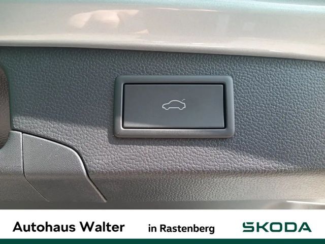 Skoda Superb 2.0 TDI Combi