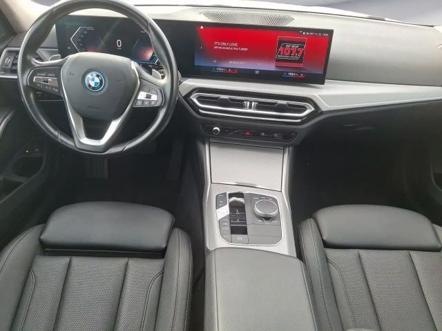 BMW 320 320e Touring