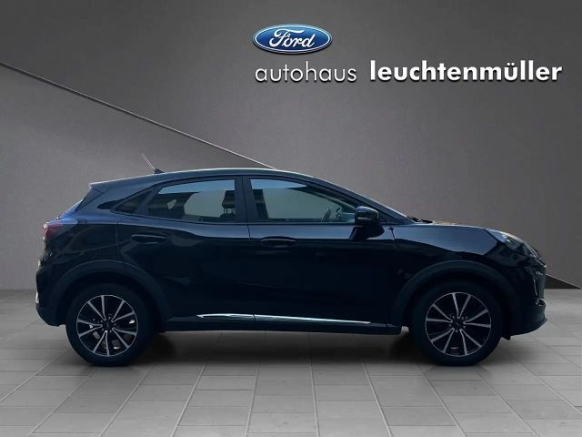 Ford Puma EcoBoost Titanium