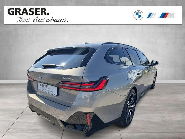 BMW 520 520d M-Sport Touring xDrive