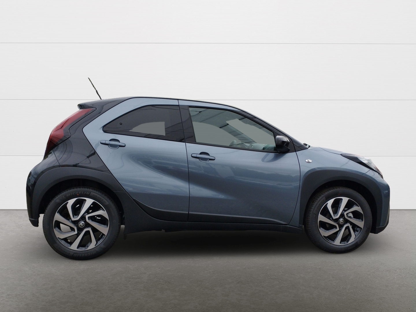 Toyota Aygo X 5-deurs Basis