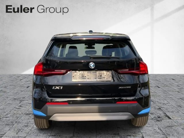 BMW iX1 xDrive
