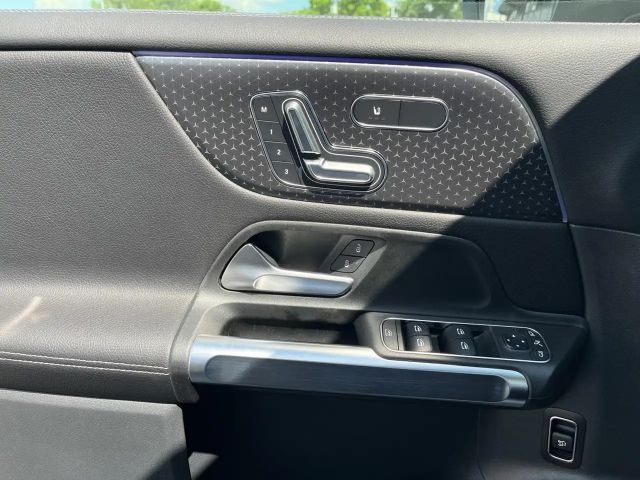 Mercedes-Benz GLB 200 Night*SHZ*AHK*Carplay*GUARD360°*Keyless*