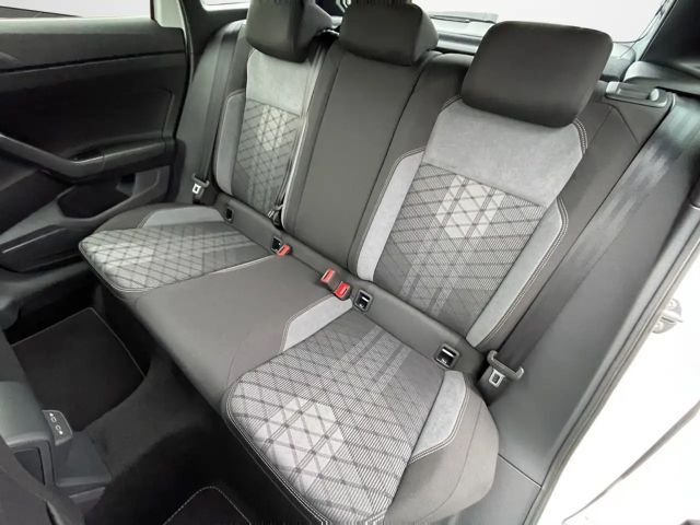 Volkswagen Taigo 1.0 TSI DSG R-Line