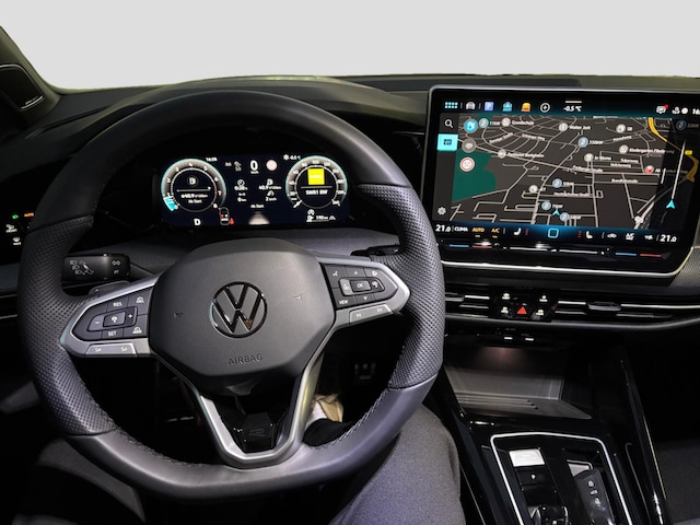 Volkswagen Golf IQ.Drive R-Line