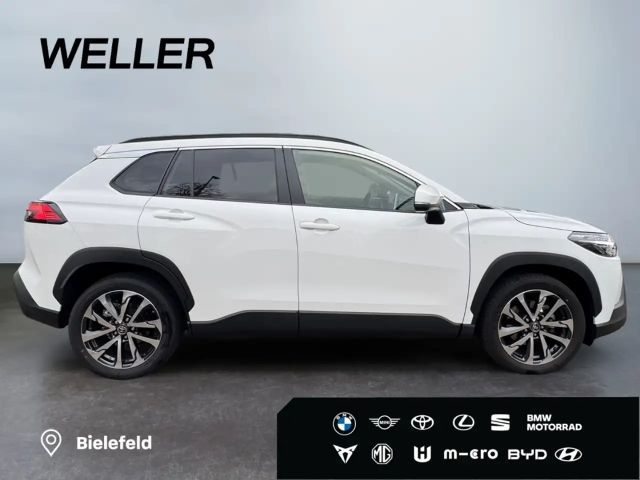 Toyota Corolla Cross Hybride Team D