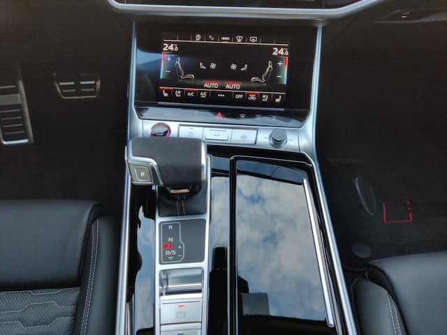 Audi A6 e-tron Avant Performance Quattro