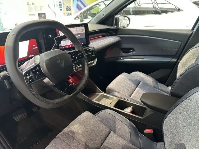 Renault 4 Comfort E-Tech Techno