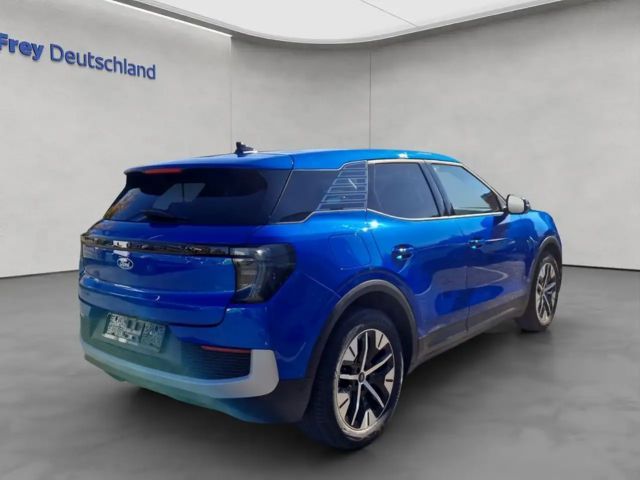 Ford Explorer Extended range RWD