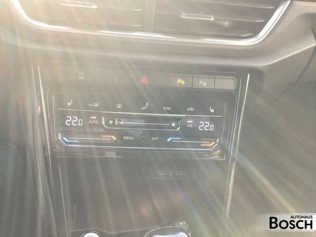 Volkswagen T-Roc 1.5 TSI DSG R-Line