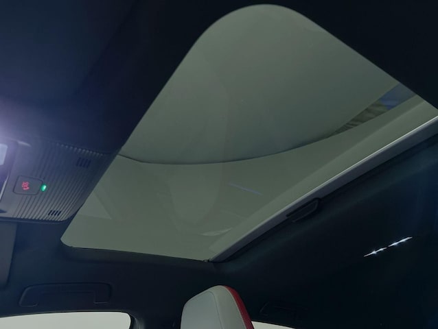 Volkswagen Golf 2.0 TSI DSG Golf VIII