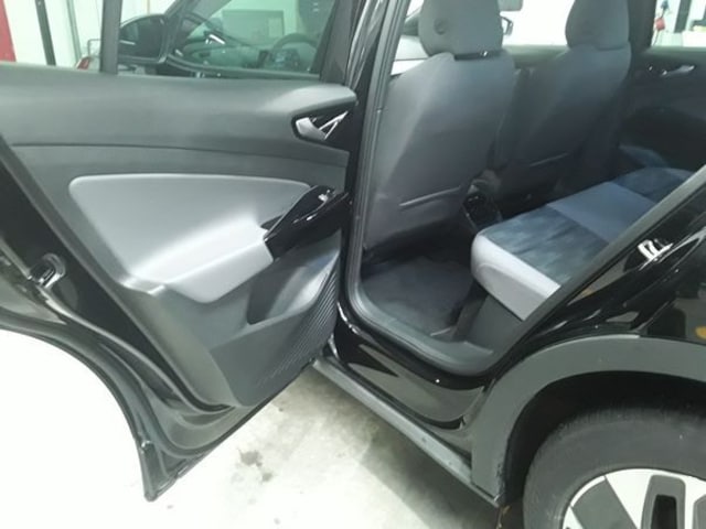 Volkswagen ID.4 IQ.Drive Pure