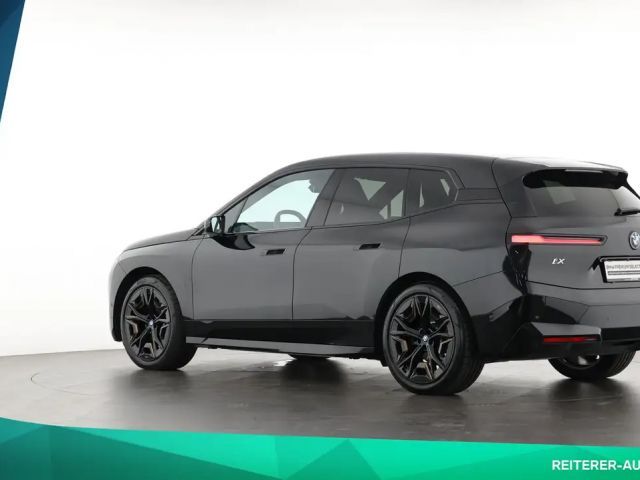 BMW iX xDrive50