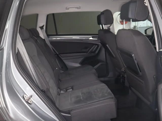 Volkswagen Tiguan Allspace DSG R-Line Style
