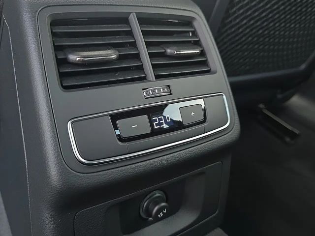 Audi A4 35 TDI S-Line Sedan