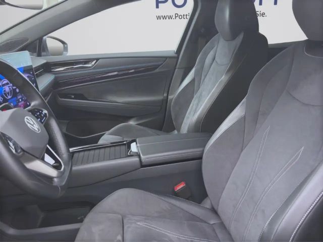 Volkswagen ID.7 IQ.Drive Pro