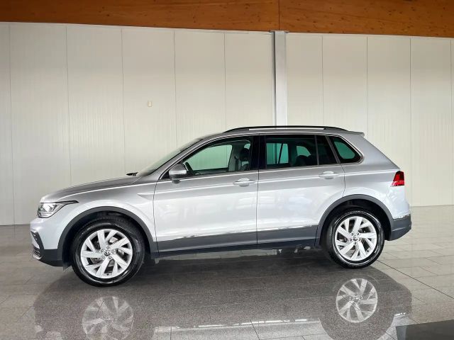 Volkswagen Tiguan 4Motion DSG Life